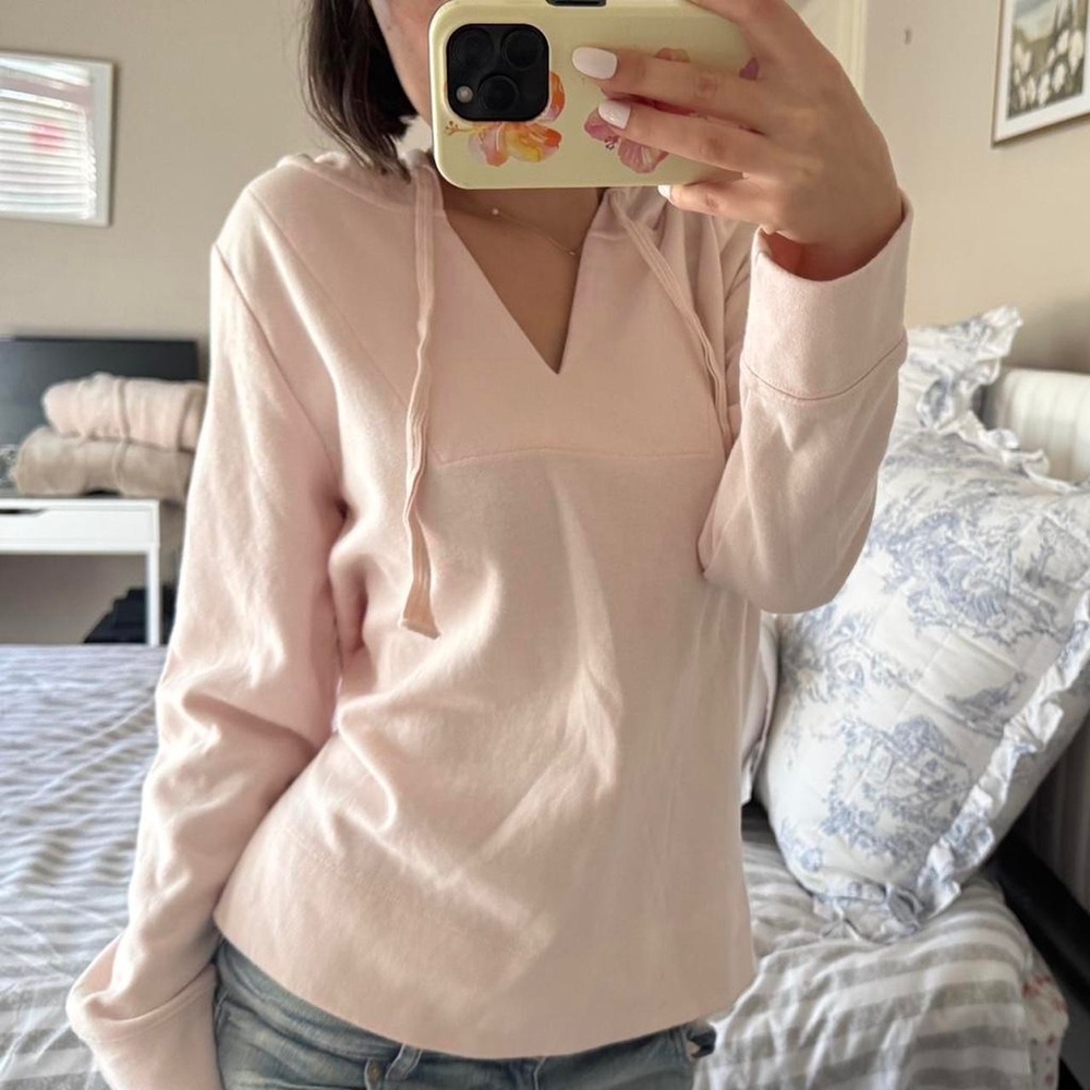 LOFT Women's Pink Hoodie - Picture 2 of 3